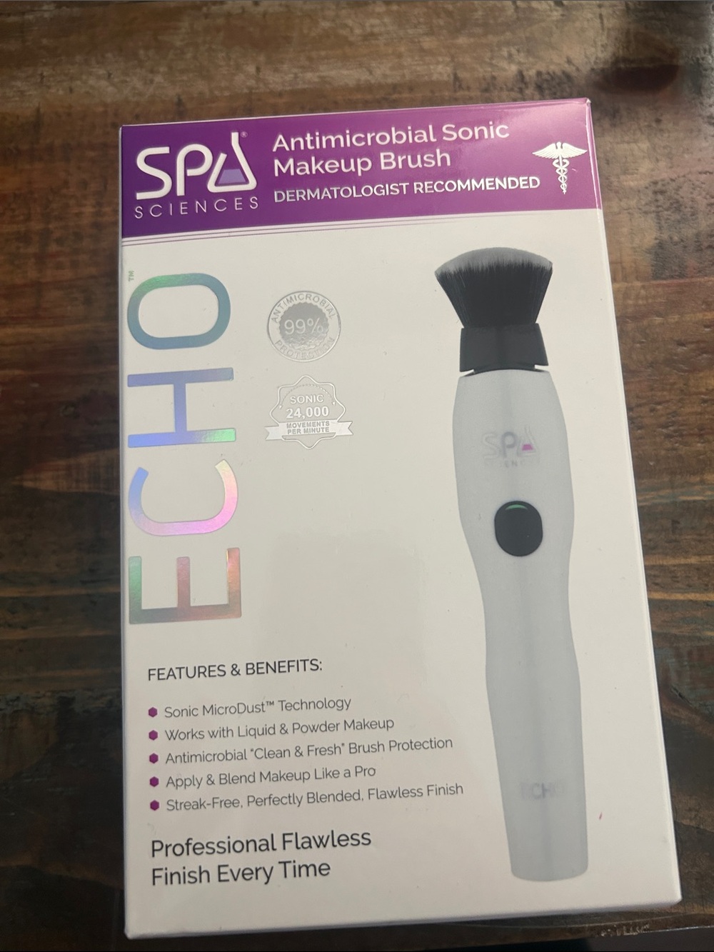 SPA Sciences Antimicrobial Sonic Makeup Brush — White